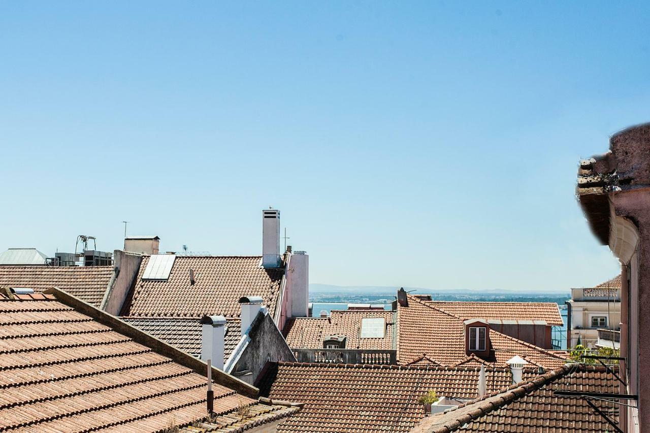 Explore Vibrant Lisbon From A Designer Loft At Casa Da Barroca Exterior photo